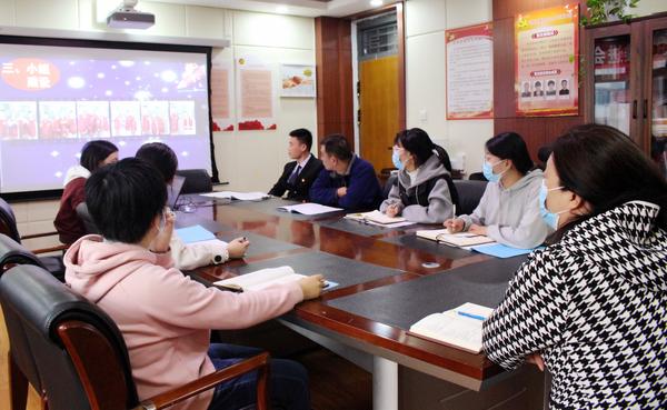 郑州49中召开学习小组建设经验交流会